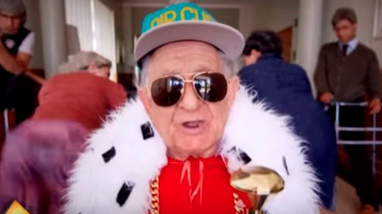 DaddyMelquiades reguetonero de 92 anos te ensena como componer reggaeton