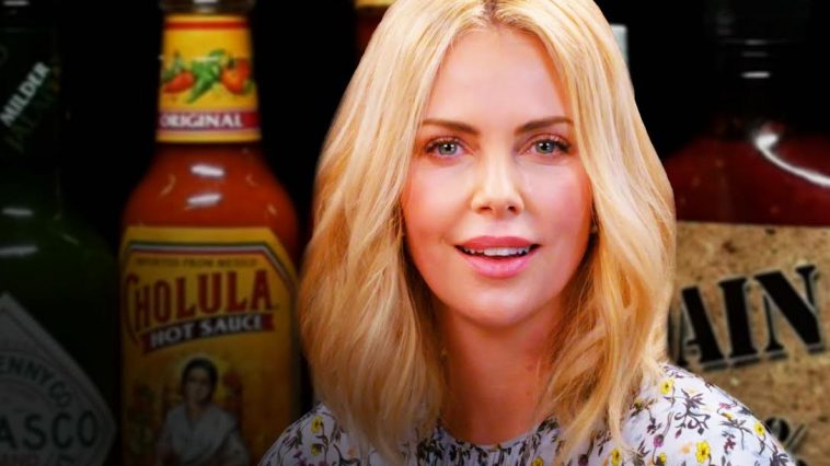 Charlize-theron SHOW HOT ONES DALEMEDIA