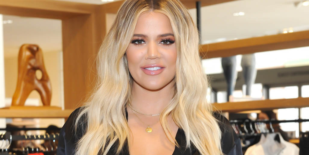 khloe kardashian BLANQUEAMIENTO DENTAL famosos Vegan Smiles Teeth Whitening jpg - BLANQUEAMIENTO DENTAL QUE USAN LAS CELEBRITIES #Miami