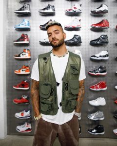 Maluma sneakers shopping
