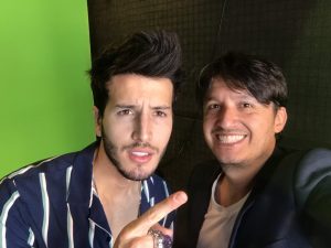 ANDRES ROMERO Y SEBASTIAN YATRA 300x225 - ANDRÉS ROMERO, Showrunner y Productor Ejecutivo, la nueva visión del Entretenimiento!