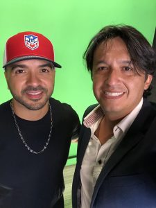 luis fonsi  225x300 - ANDRÉS ROMERO, Showrunner y Productor Ejecutivo, la nueva visión del Entretenimiento!