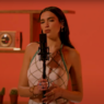 DUA LIPA TINY DESK DALENEWS 95x95 - Dua Lipa: Tiny Desk (Home) Concert