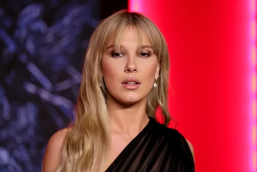 Millie Bobby Brown Stranger Things dalenews 1 527x352 - Millie Bobby Brown After Stranger Things