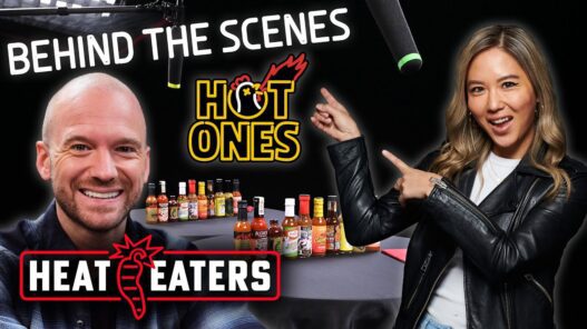 Tour por el estudio de Hot Ones con Sean Evans DALENOW 527x296 - Tour por el estudio de Hot Ones con Sean Evans!